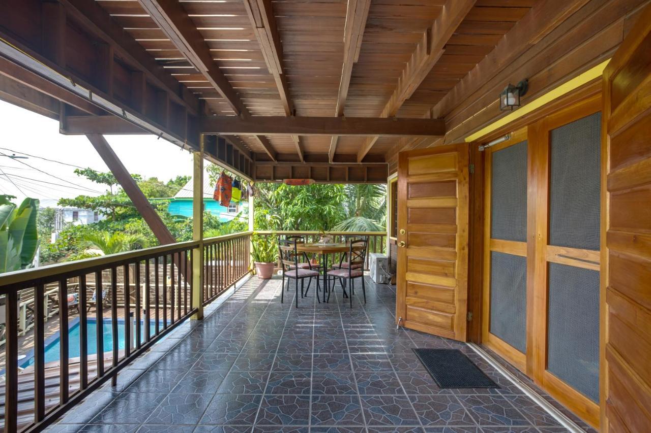 Driftwood Gardens Guesthouse Placencia 외부 사진